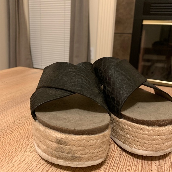 Steve Madden slides - Picture 4 of 5